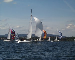 Alle gleich, nur sind manche inmmer schneller - Einheitsklassenregatta auf dem Bodensee