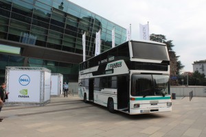 Der FabBus - das rollende 3D-Druck-Schulungszentrum der FH Aachen.