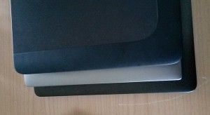 Der geringe Größenunterschied zwischen dem 14-Zöller und dem 15,6-Zoll-Dell-Ultrabook ist verblüffend.